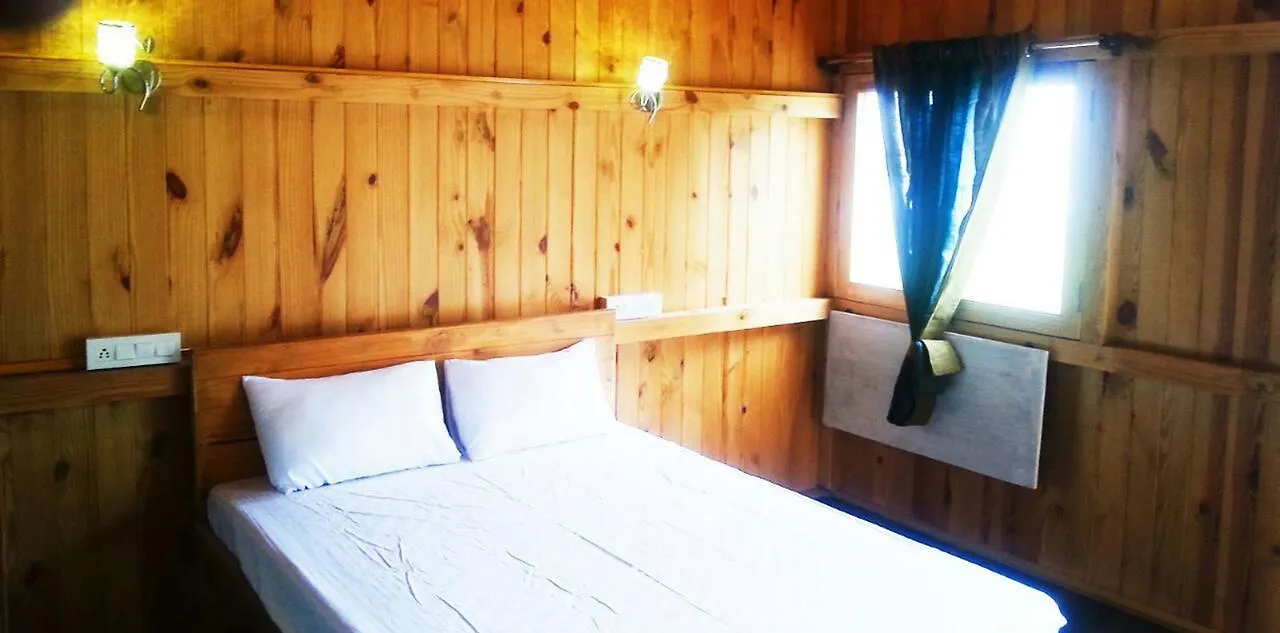 Resort The Rustic Pines Hotel Udaipur